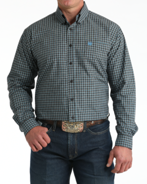 Men Classic Fit Button-Down Western Shirt